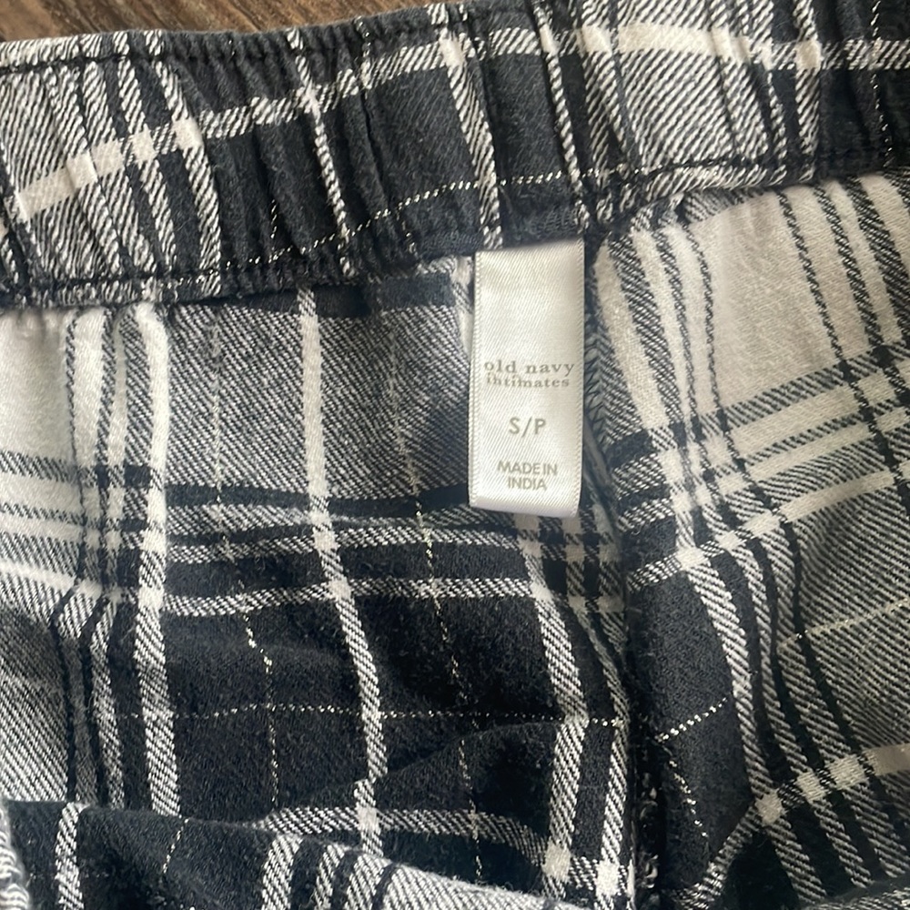 Old Navy intimates plaid pants Small - Picture 4 of 7